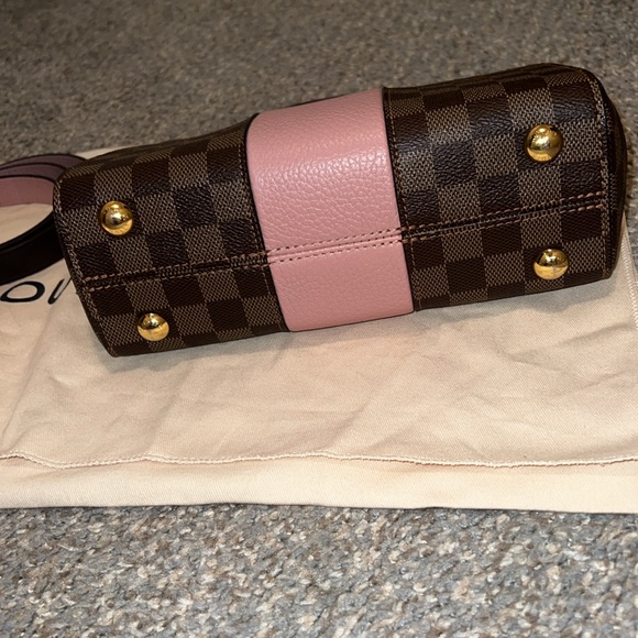 Louis Vuitton purse - Picture 6 of 16